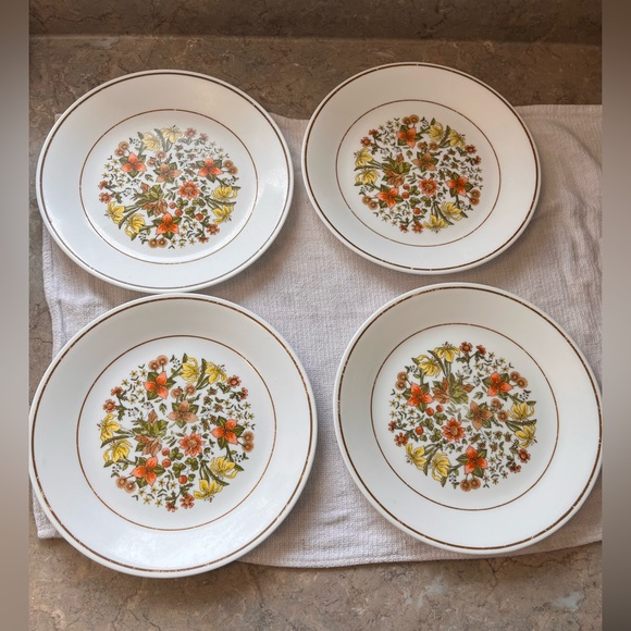 Vintage Corelle Indian Summer Floral dinner and salad plate set - Picture 3 of 12